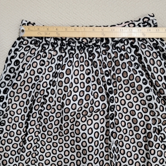 J. Crew Cotton Embroidered Open Polks dot Skirt over blush pink lining Size 6 - Picture 8 of 16